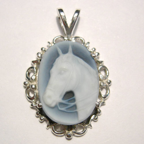 Sterling Silver agate horsehead in bridle cameo pendant