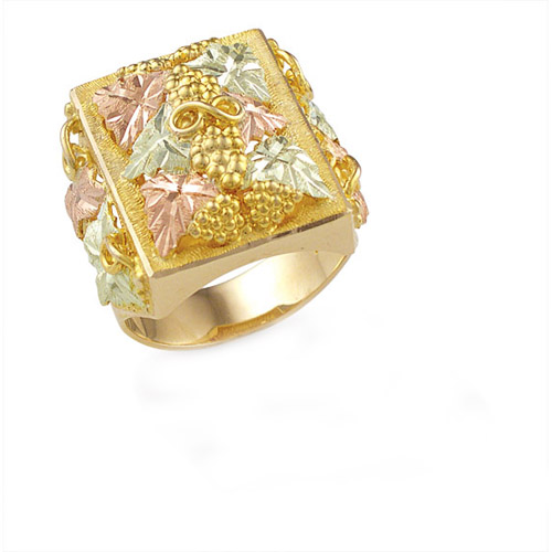 Landstrom's Black Hills Gold grape and leaf gentleman's ring
