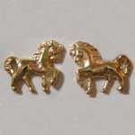 14 kt.y.g. diamond cut trotting horse pierced earrings