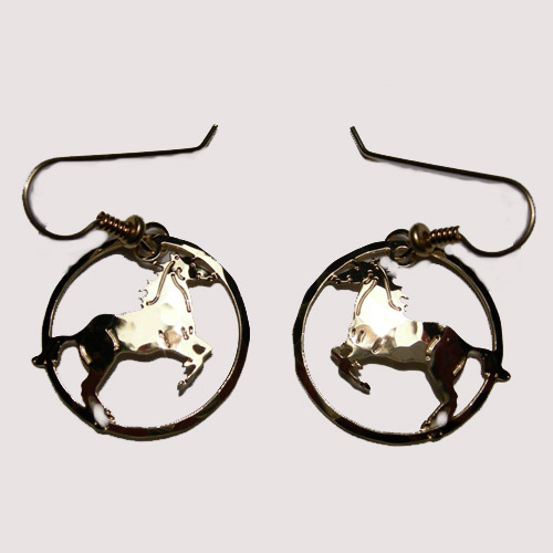 14 kt.y.g. plated rearing horse in circle earrings