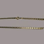 close up of 14 kt.y.g. 20 inch Anchor chain