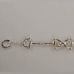 Clasp close up of D ring snaffle link bracelet