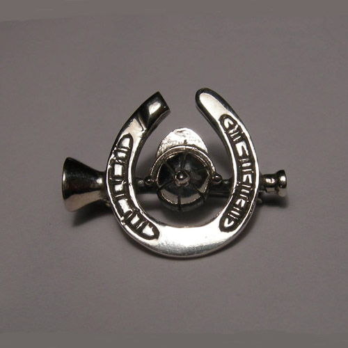 Sterling Silver jockeys cap and horseshoe and horn brooch