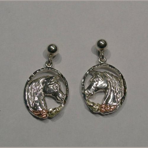 Black Hills Gold Sterling Silver horse head in oval earrings