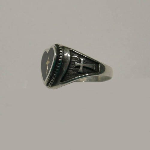 side view of cross in heart ring