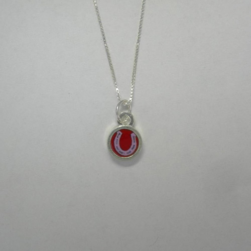 opposite side of reversible mini circle horseshoe necklace